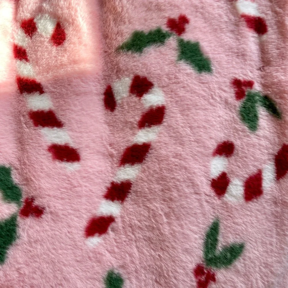 Fluffy Pink and Red Candy Cane Luxurious Super Soft 🎄Throw Blanket